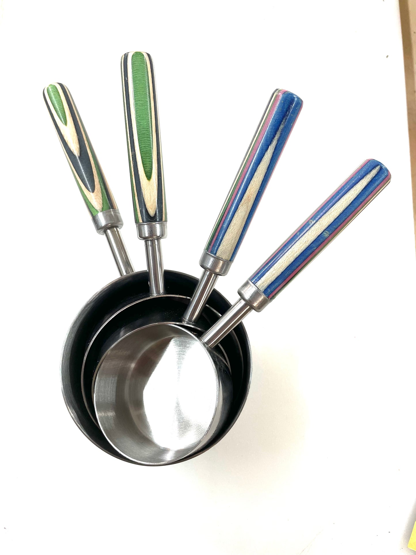 Stainless steel measuring cup turning kit