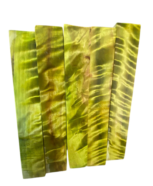 Green dye stabilized curly cotton wood pen blanks