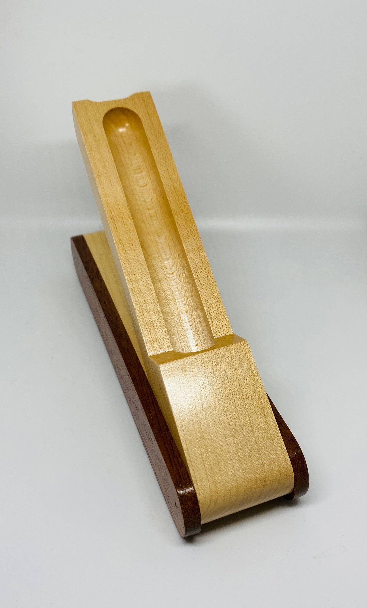 Maple and rosewood single pen box